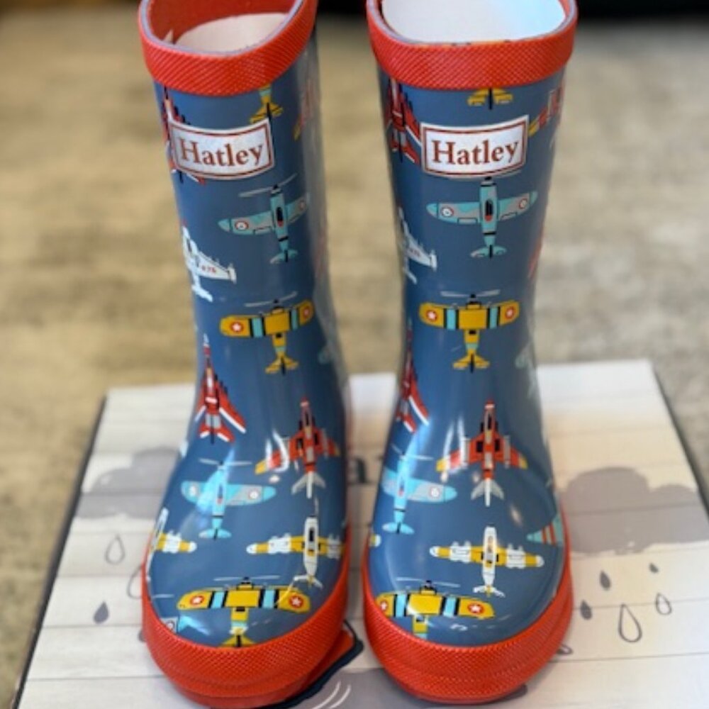 NWT Hatley Rainboots with Airplanes! Kids size 12